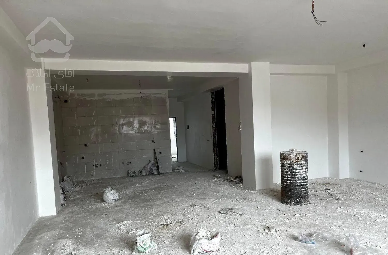 آپارتمان/۱۳۵متری/دوکله/ خ خاتم