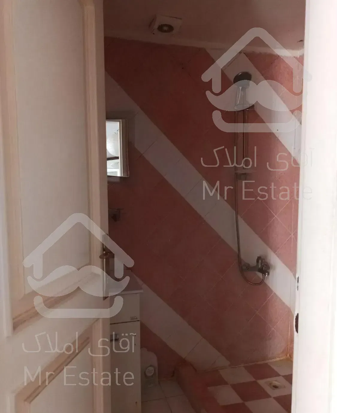 آپارتمان ۲۰۰متر ۳ خوابه