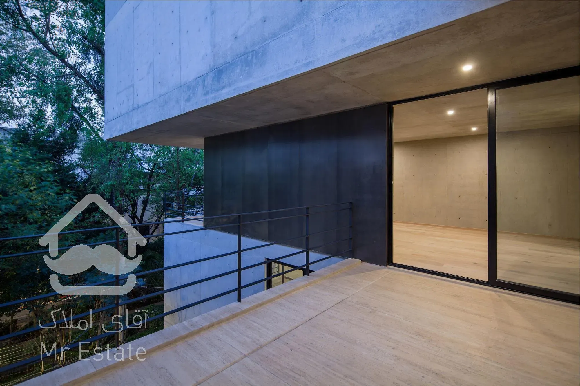 فرمانیه، ۸۲۰ متر ویلای نوساز