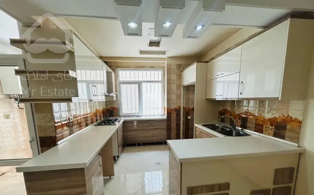 آپارتمان۸۷متری۲خواب تاپ لوکیشن