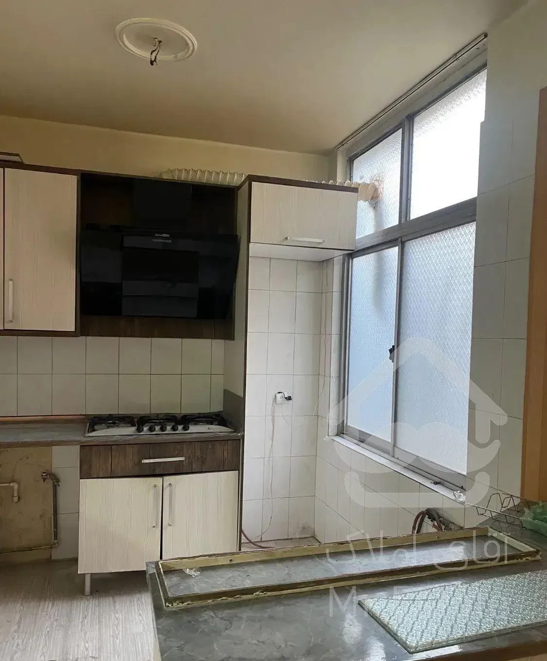 اجاره آپارتمان دو خوابه دارای پارکینگ و بالکن