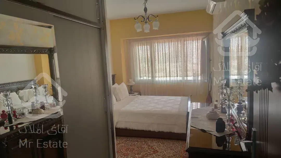 ۸۶ متری / برج ارکیده / دو خواب / دریاچه چیتگر