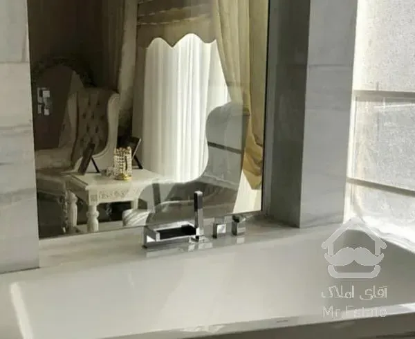 ٢٢٥ متر باغ فردوس طبقه نهم