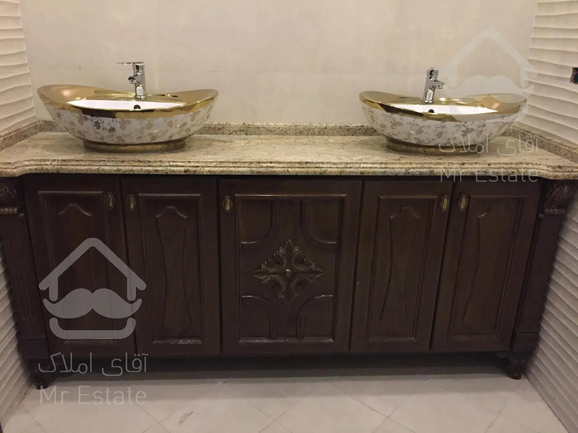 فرعی عالی نیاوران ، ۲۲۸ متر