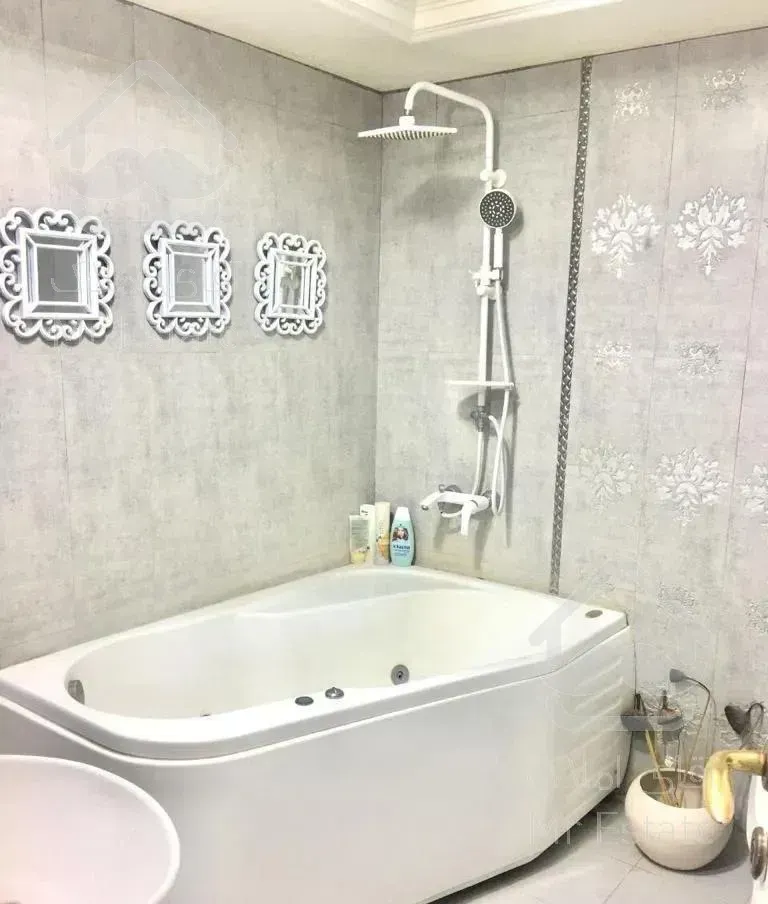 میرداماد ۱۲۰ متر دو خوابه