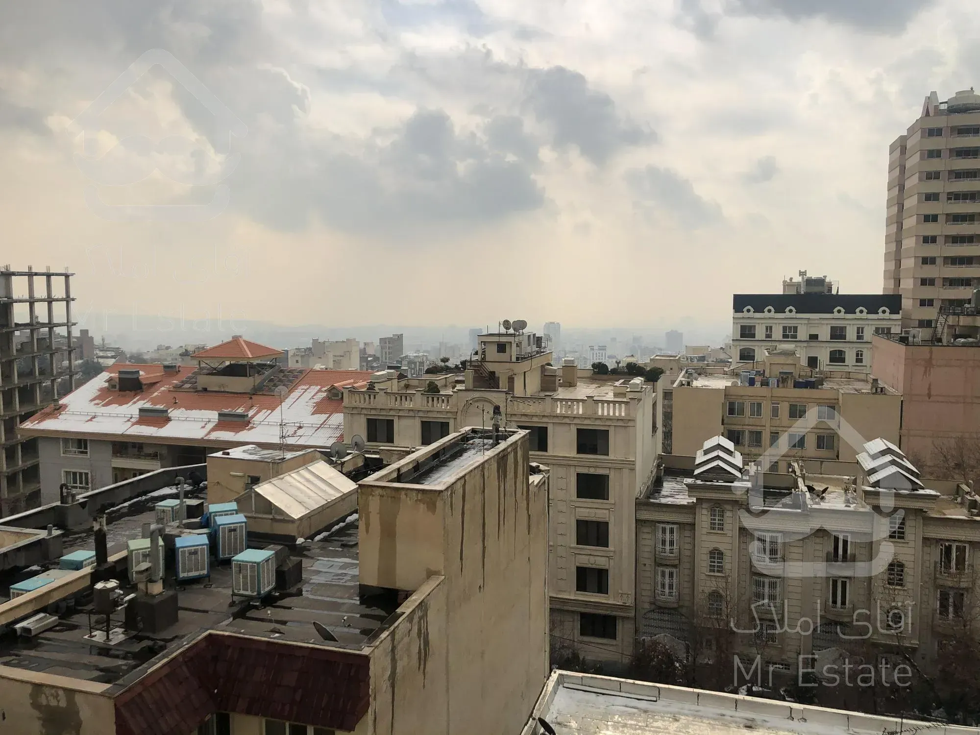 رهن و اجاره آپارتمان ۲۱۵ متری ۴ خوابه نیاوران