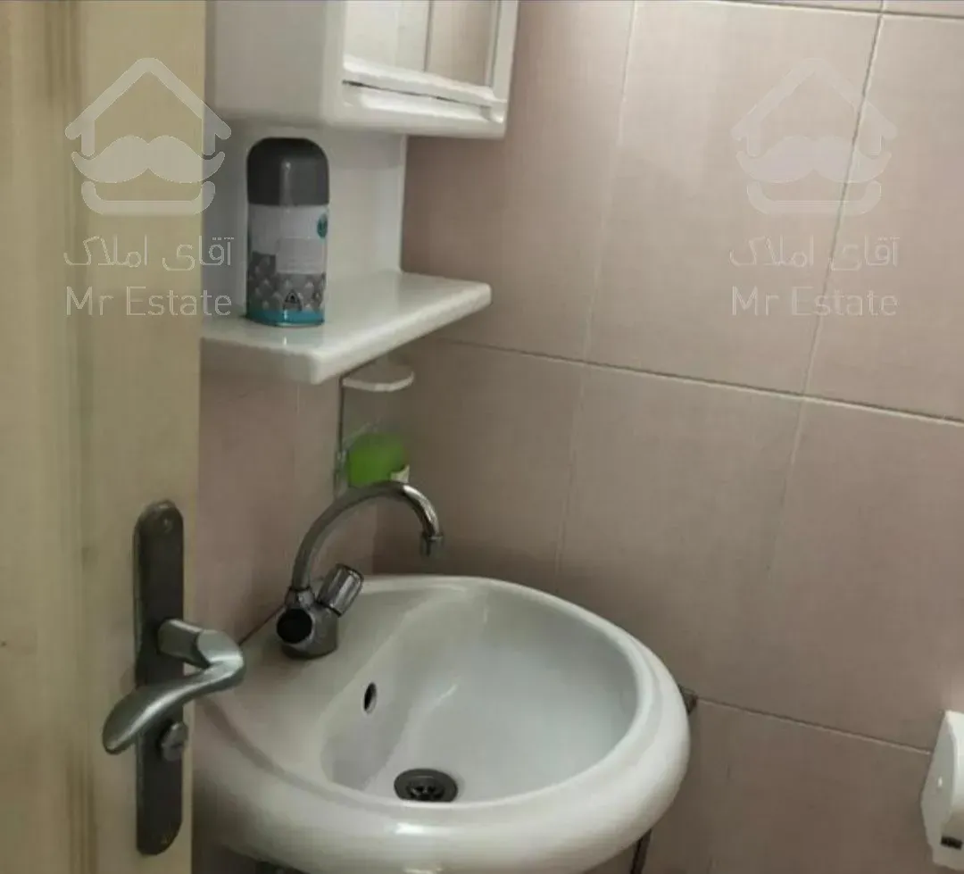 ۸۰ متری دوخوابه فول امکانات بدون قرانی خرج