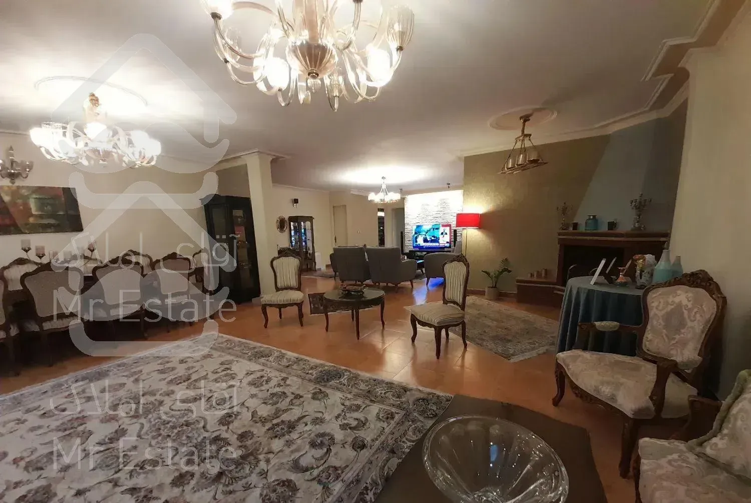 آپارتمان۲۱۱مترتکواحدی گاندی۳خوابه۱۰۰ مترقدرالسهم