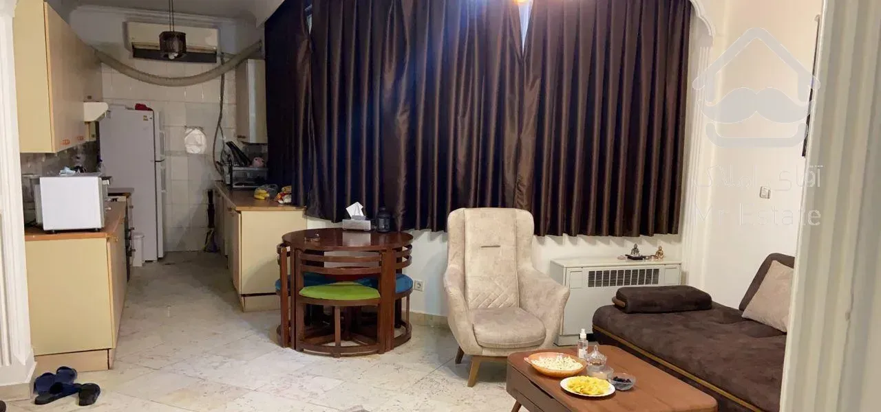 سعادت آباد صرافها ۸۰ متر دو خوابه رو به آفتاب