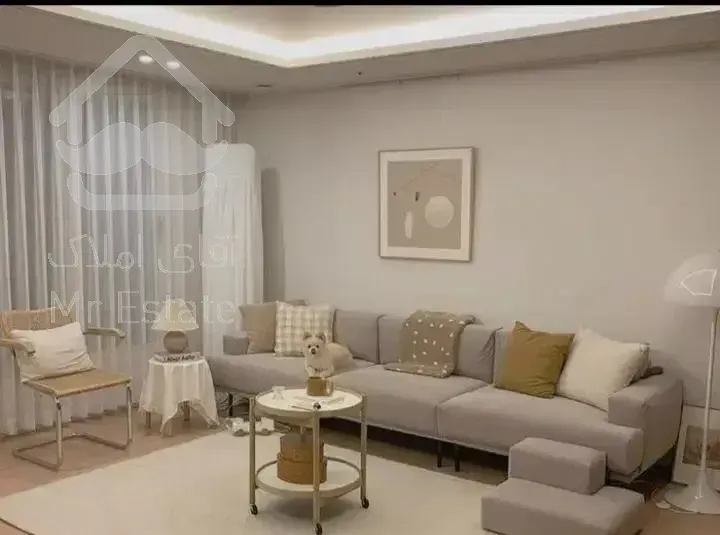 همخونه هم خانه می‌پذیرم. خونه دارم