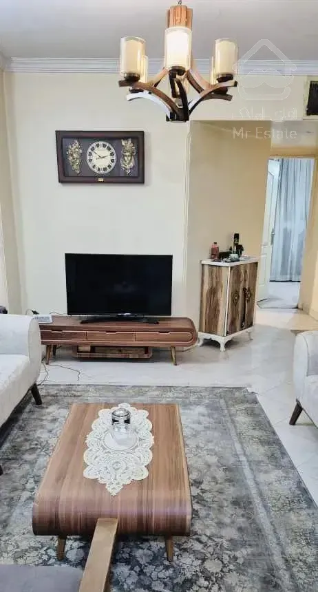 ۷۰ متر -۲خوابه -پارکینگ غیر مزاحم طبقه دوم انباری