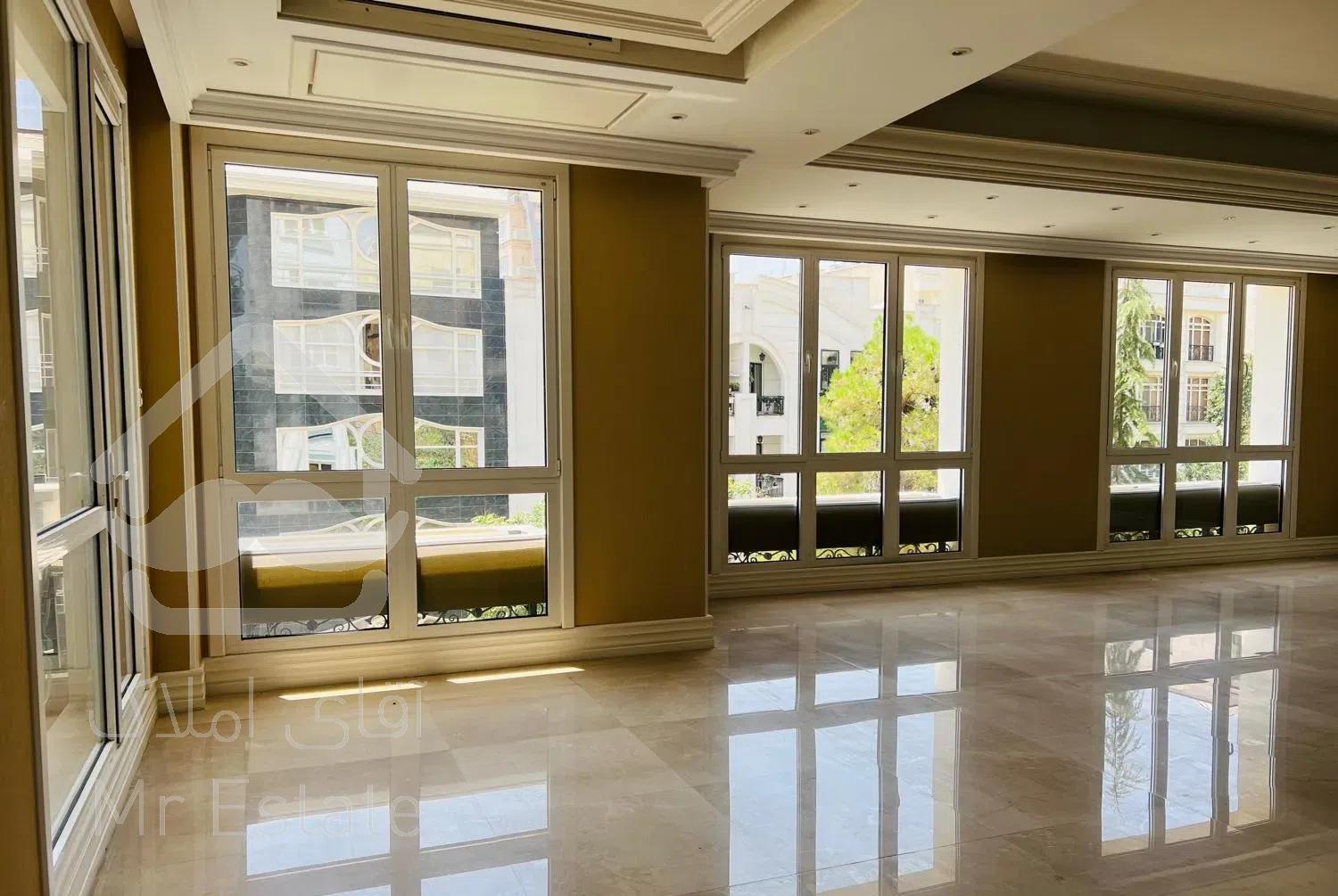 نیاوران مرجان ۴۰۰متر