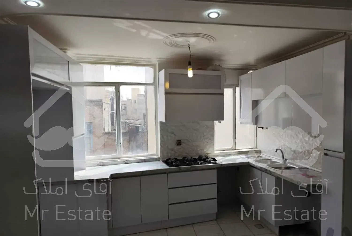 ۵۰متر با پارکینگ و انباری/فول بازسازی/گرگان نامجو