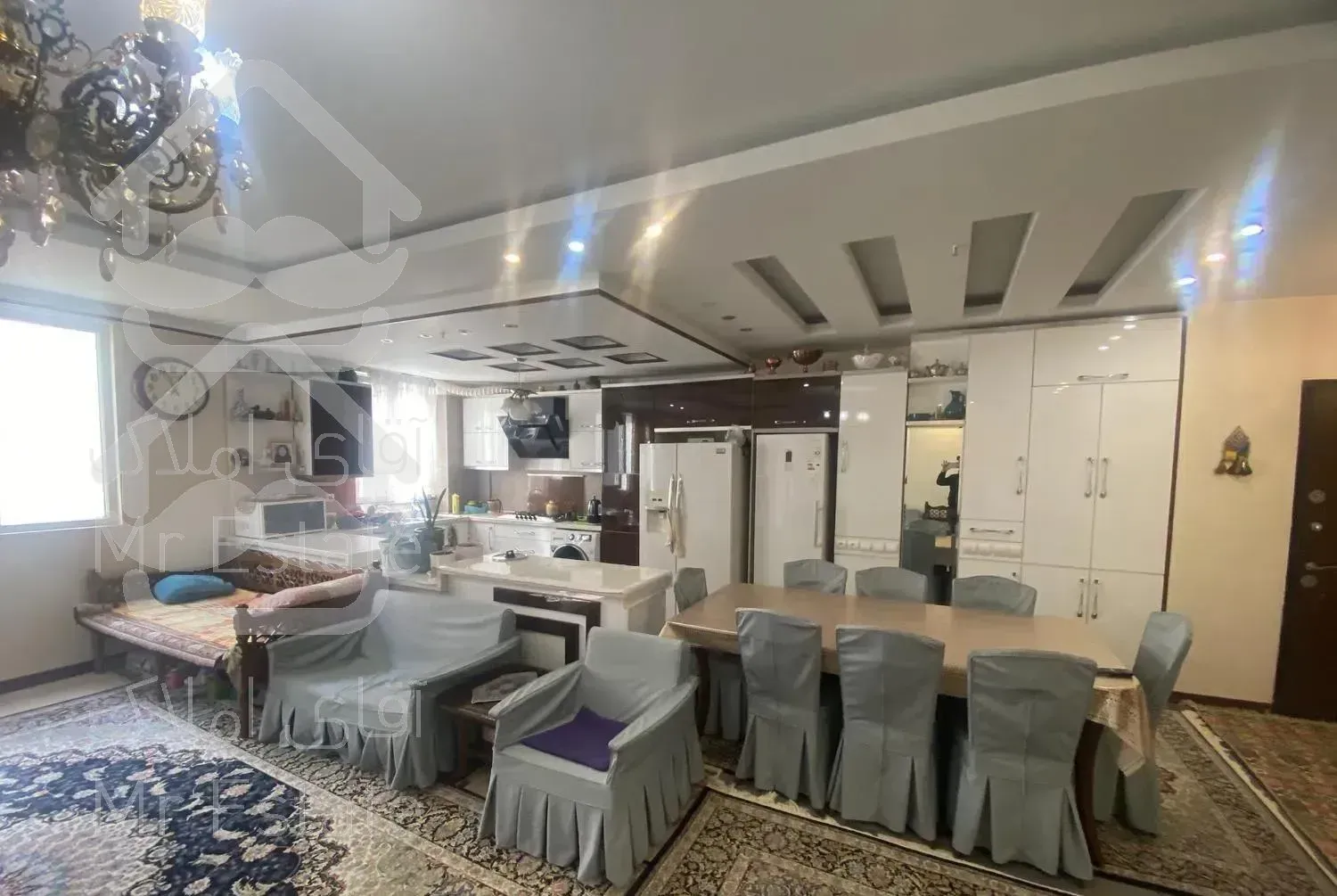 آپارتمان ۱۰۵متر ۳خواب ۴ ساله شمال فاطمی