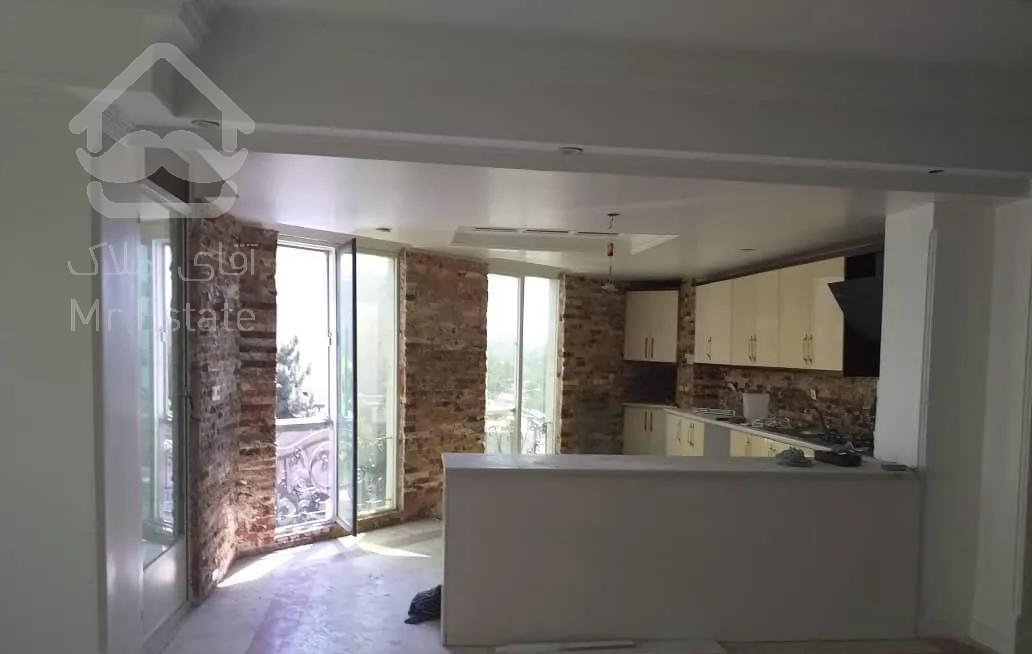 ۱۴۴ متر ۳ خواب ( سالن پرده خور )موقیعت اداری