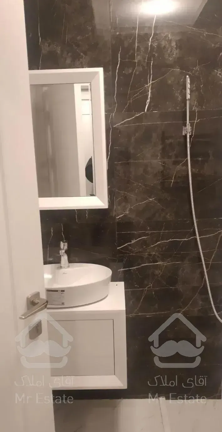 رهن و اجاره ۷۵ متری میرداماد،نفت