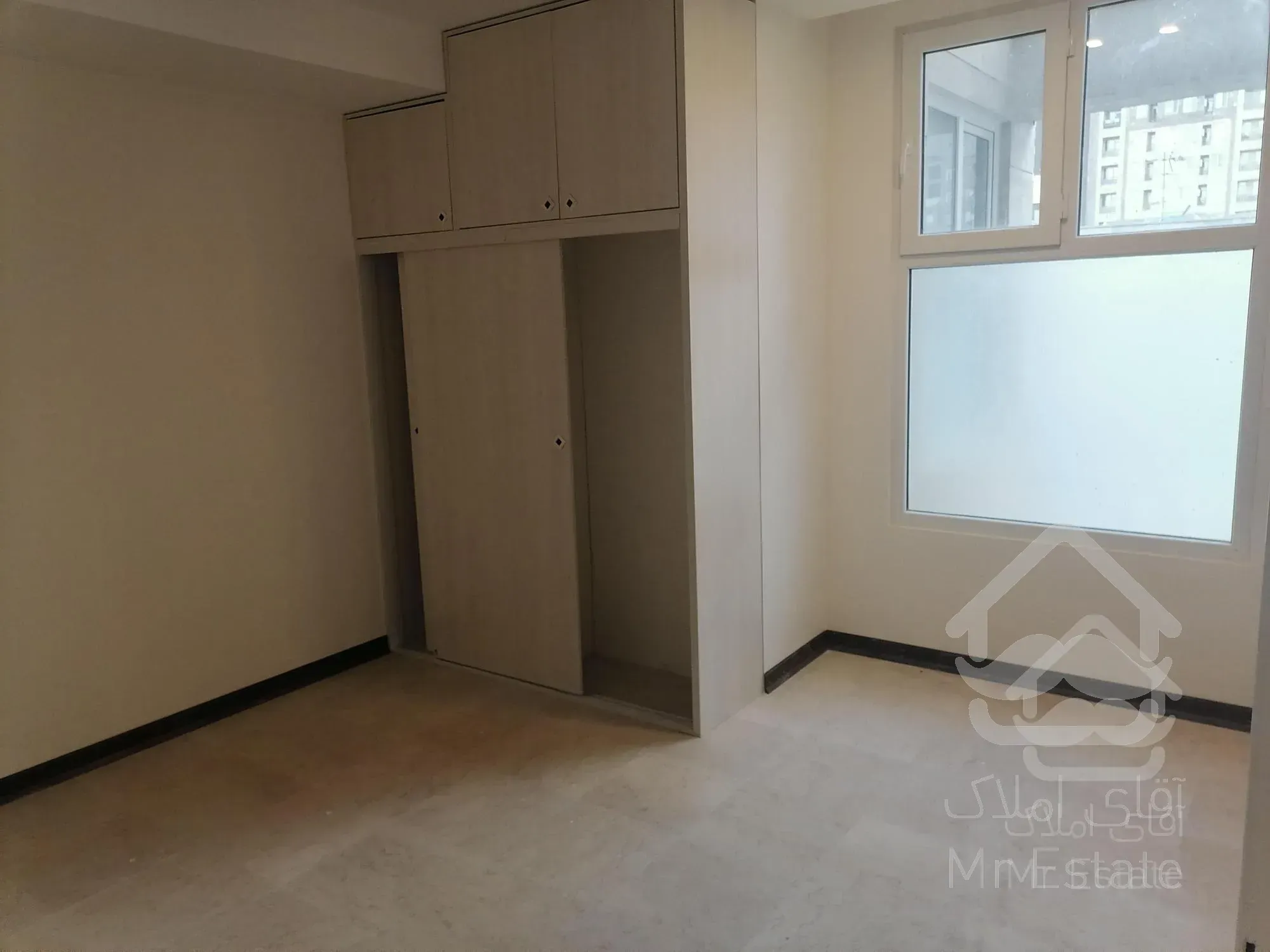 60 متر یک خوابه کلید نخورده پونک