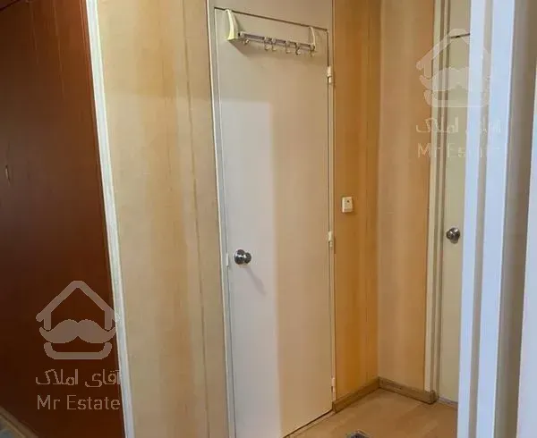 واحد بالکن دار با پارکینگ سرپوشیده وانباری میباشد