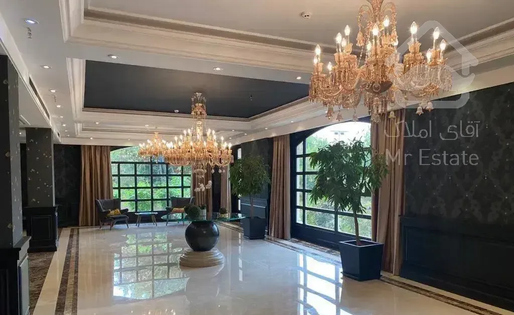 ۲۵۰ متر نیاوران