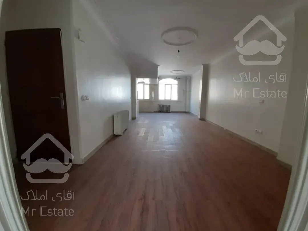 ۷۰متر دوخواب با پارکینگ در پونک