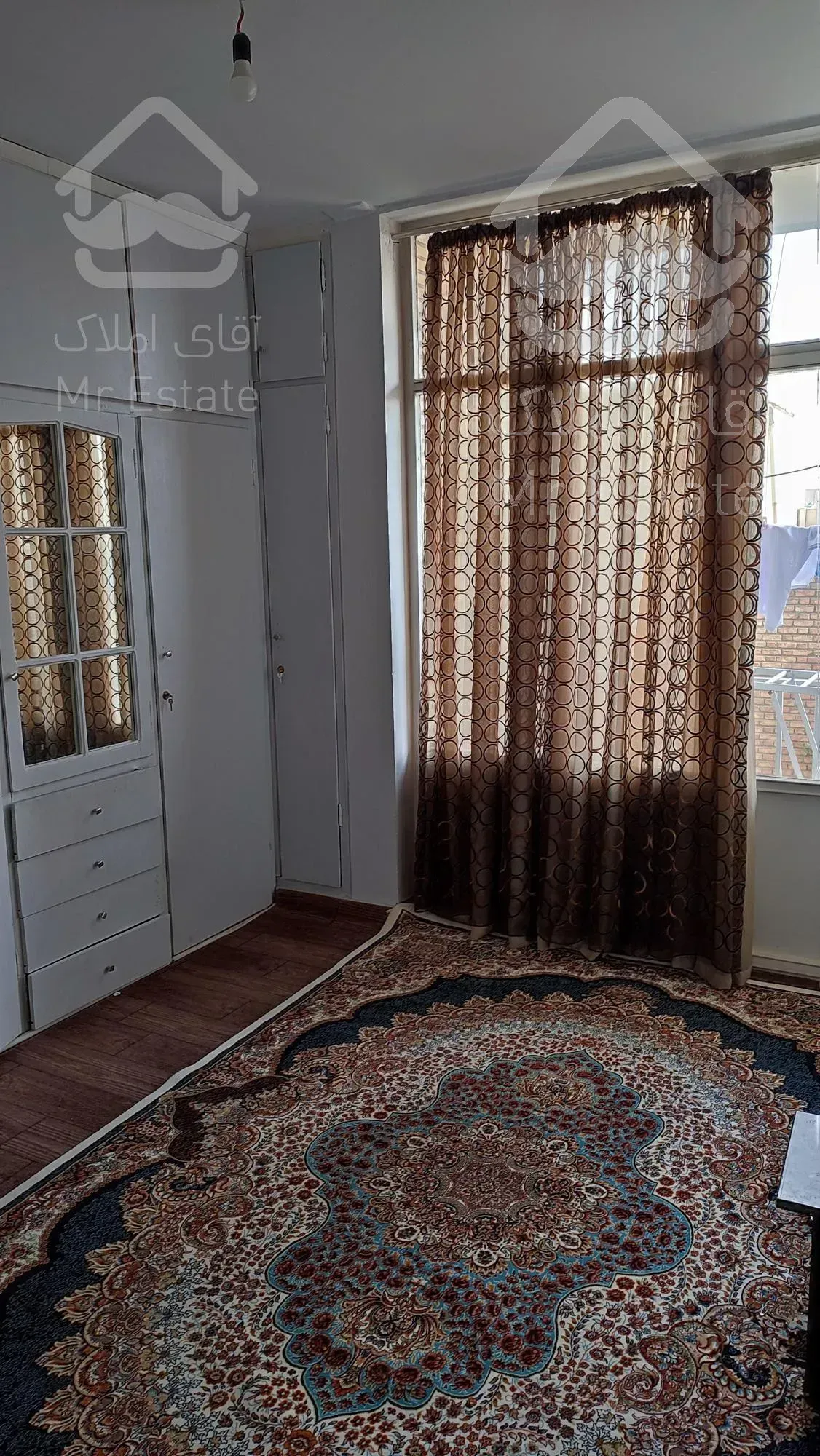 ۶۵متر با پارکینگ خیابان سلسبیل