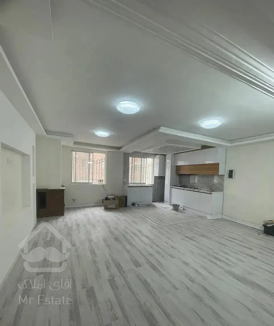 طبقه یک ورودی مستقل جاده لیلاکوه