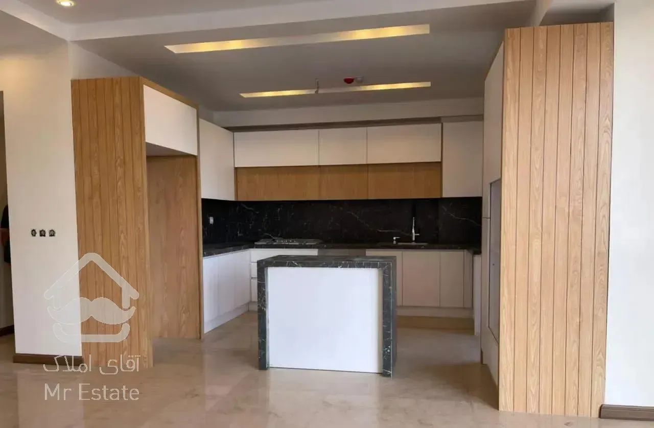 سهروردی جنوبی//125 متر/تک واحدی/نوساز کلید نخورده