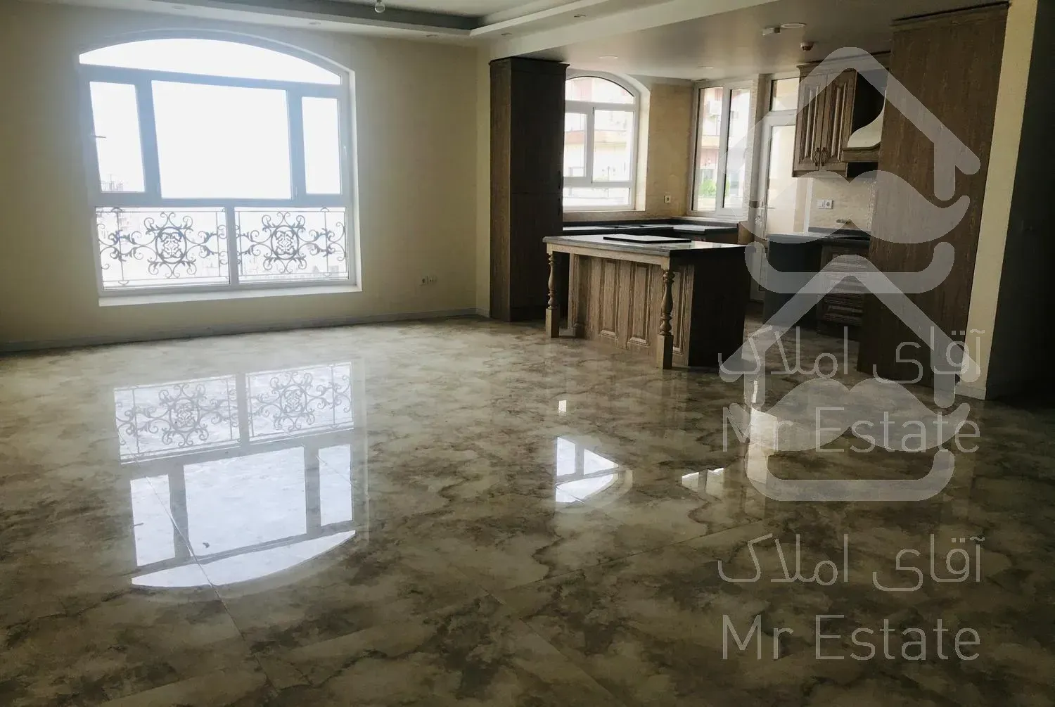 ۱۳۵متر ۳خواب نوساز کلید نخورده