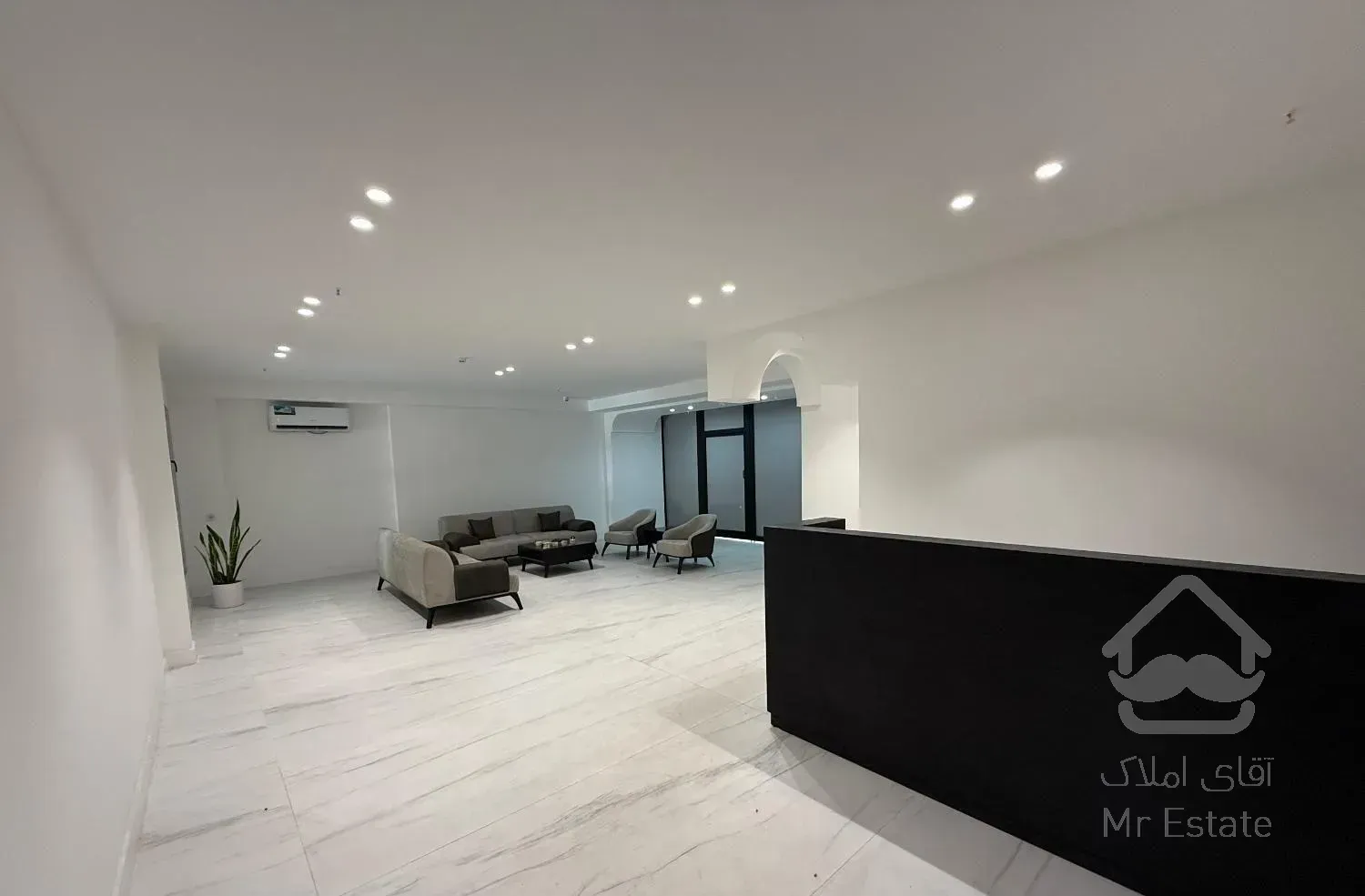 آپارتمان ۱۴۷ متری ، ۳ خوابه ، طبقه اول