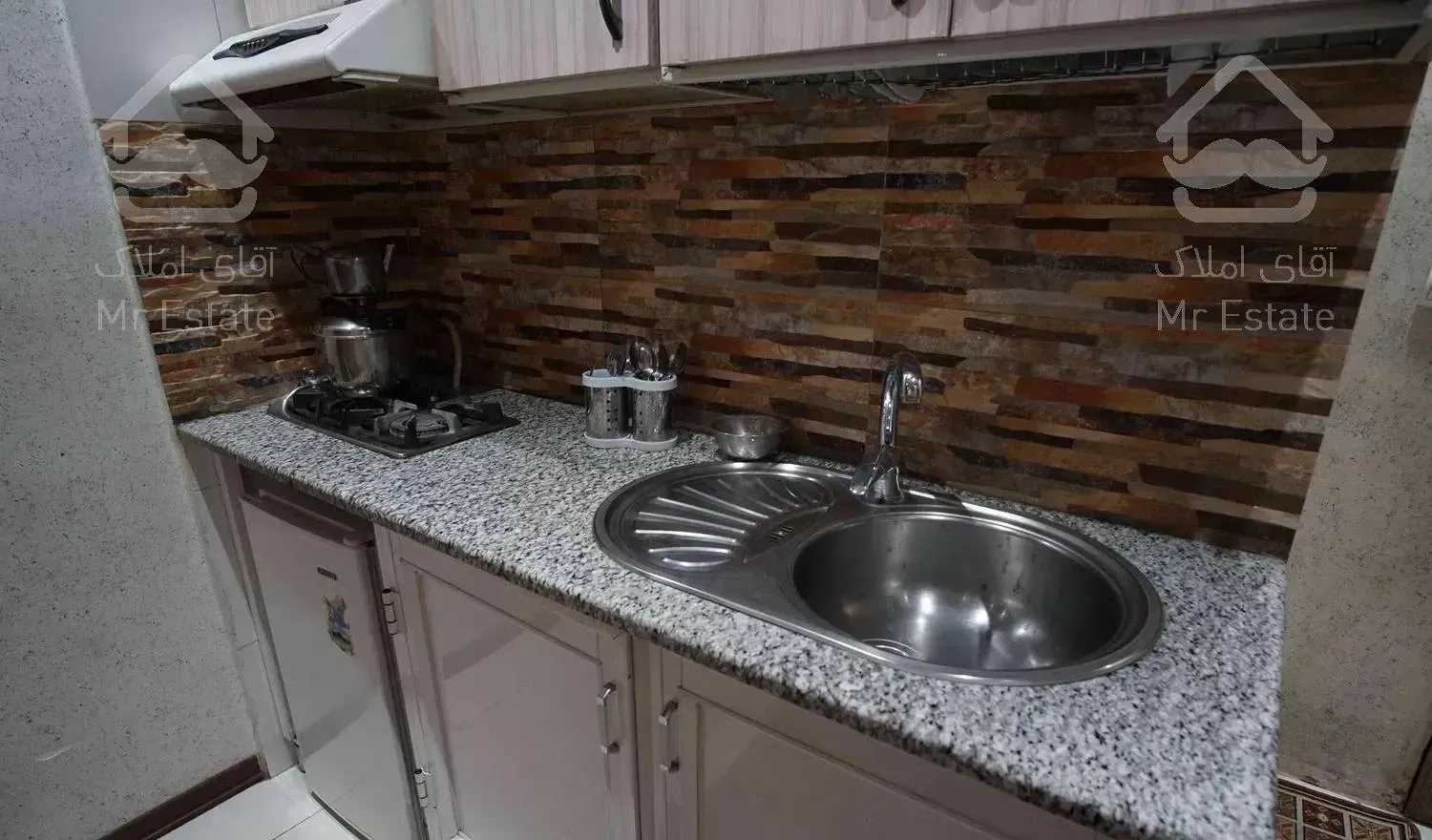 آپارتمان جعفری واحد ۱۰۳