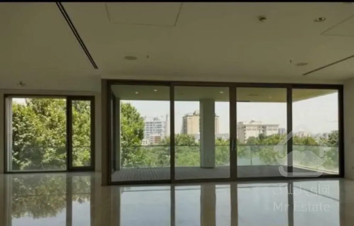 ۲۳۰ متر سوپرلاکچری /فرمانیه شرقی/ویو ۳۶۰ ابدی