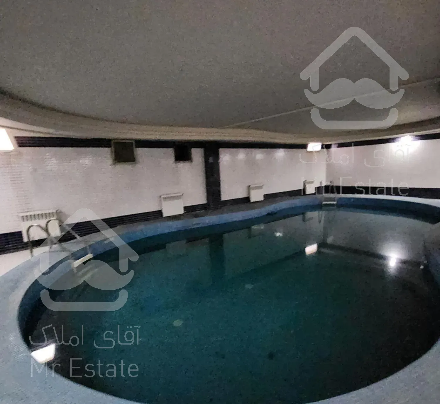الهیه ۱۶۰ متر ۳ خواب لابی و استخر
