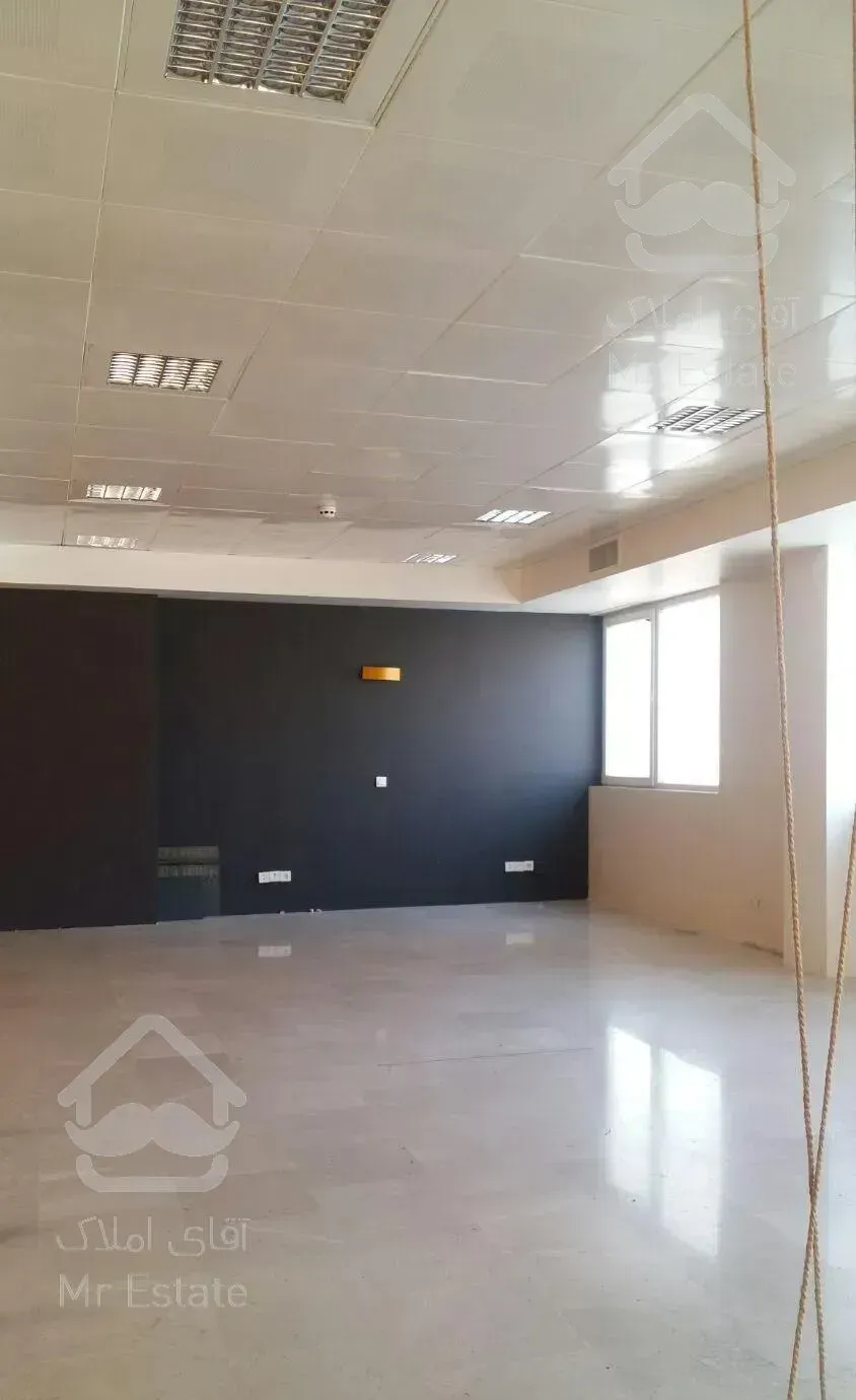 اجاره واحد سند اداری ۱۰۰ متری ۱ خواب در دریاچه