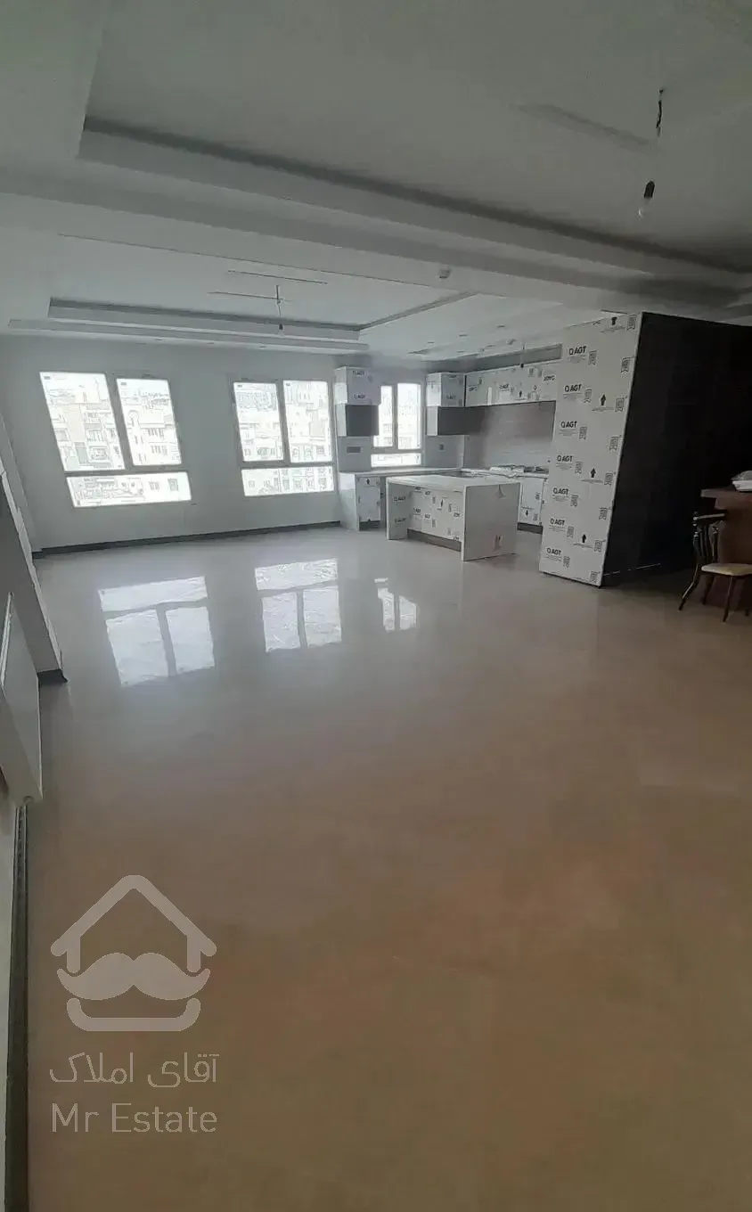 ۱۶۵ متر کلید نخورده ۲ پارکینگ/صادقیه/زیر قیمت