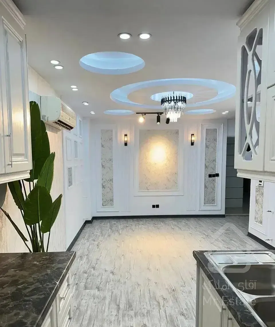 خریدی فاخر در منطقه شهران شمالی بلوار کوهسار