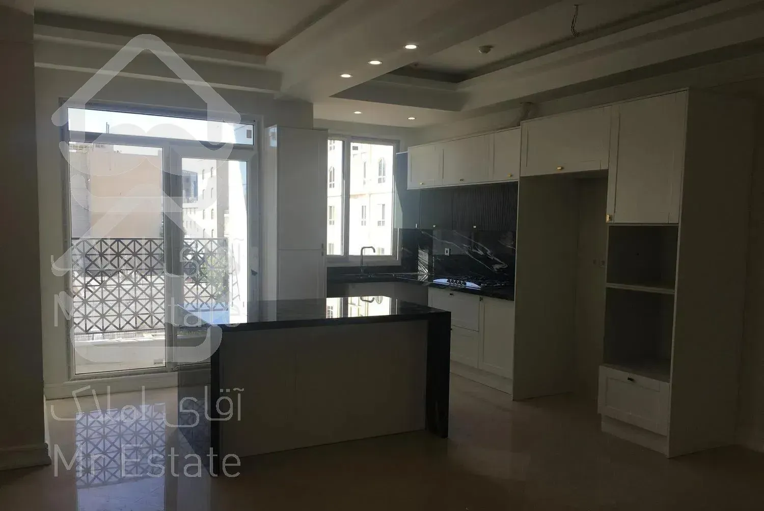 ٧٥ متر کلید نخورده قبا