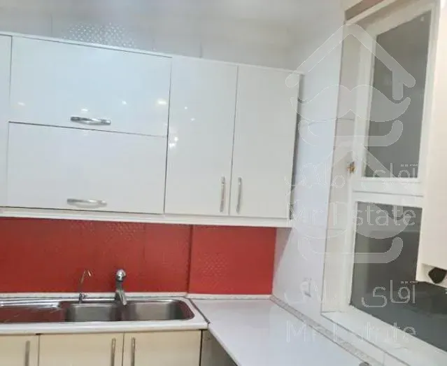 ۹۵متر آپارتمان مسکونی در سازمان برنامه جنوبی