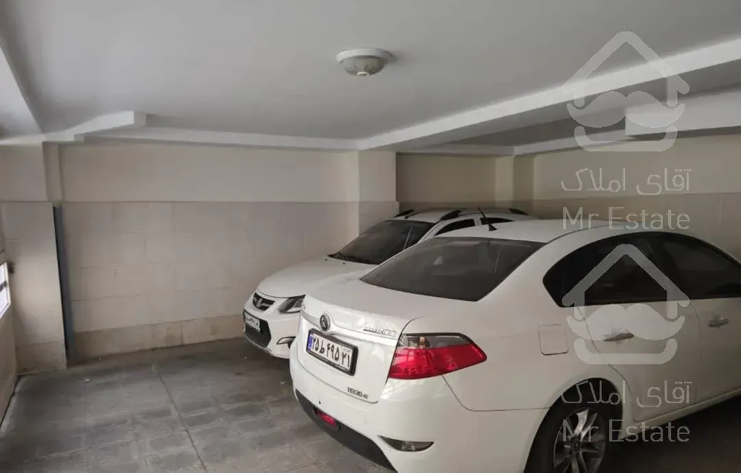 آپارتمان ۸۰متری با پارکینگ اختصاصی