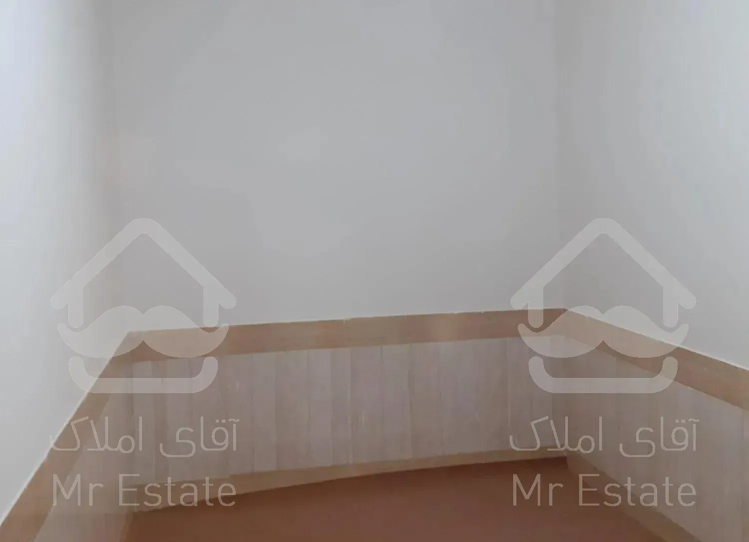 آپارتمان ۶۵ متری ۱ خواب. خ امین ملکشهر