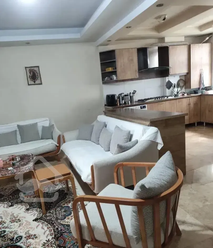 ۹۰ متر دو خوابه جمال زاده بالای بلوار