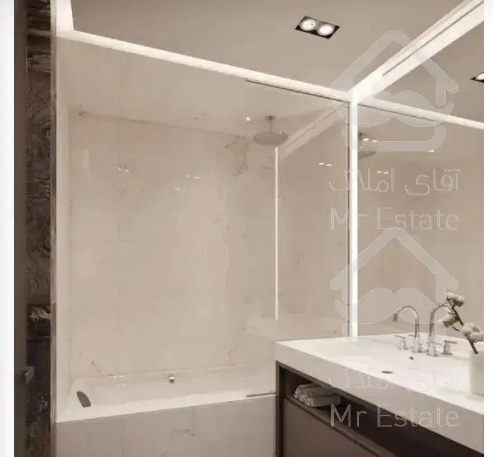 ۱۱۰ متر ازگل