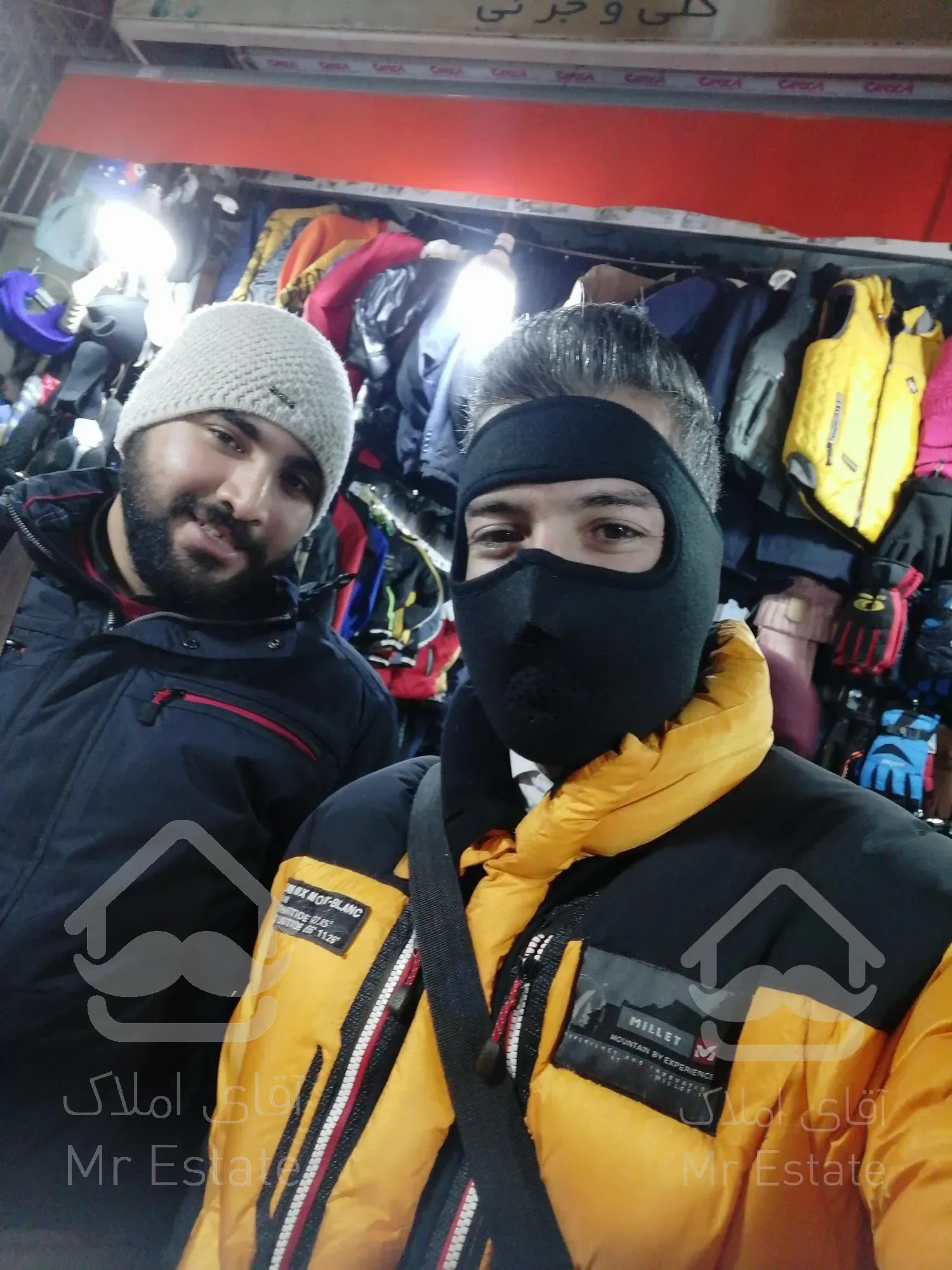 فروش واحد 100متری دو خواب، سالن پرده خور