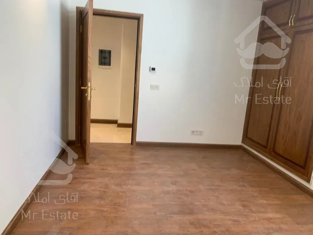 اجاره و رهن آپارتمان زعفرانیه 250  متر شیک