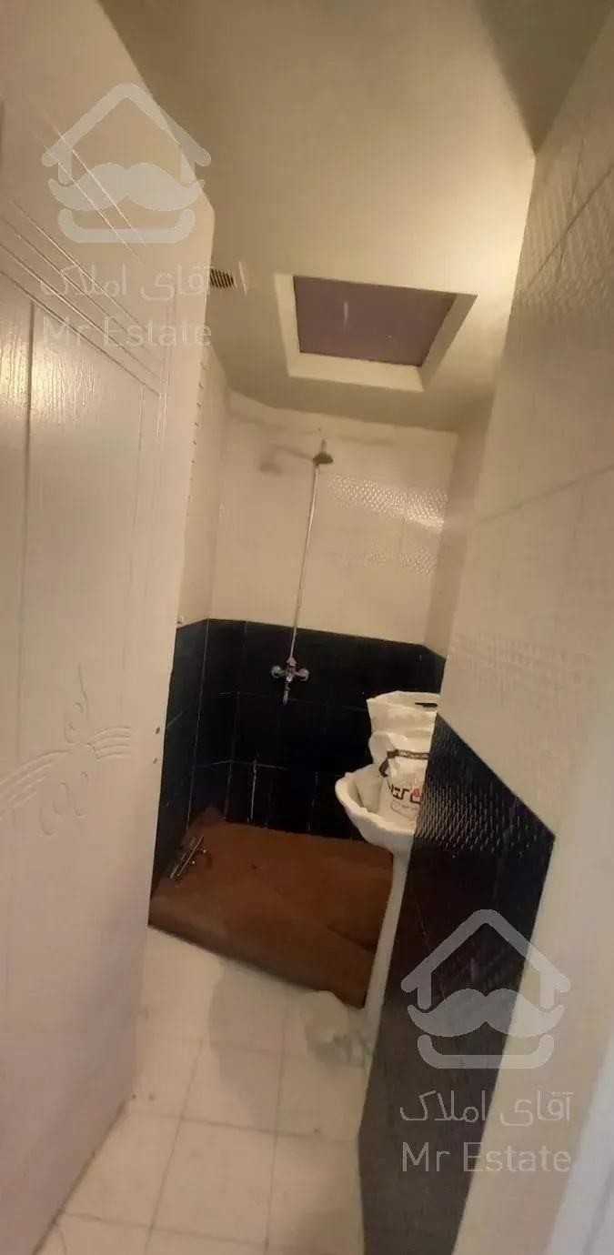 اپارتمان ۱۰۰متری ۱۲نیروهوایی