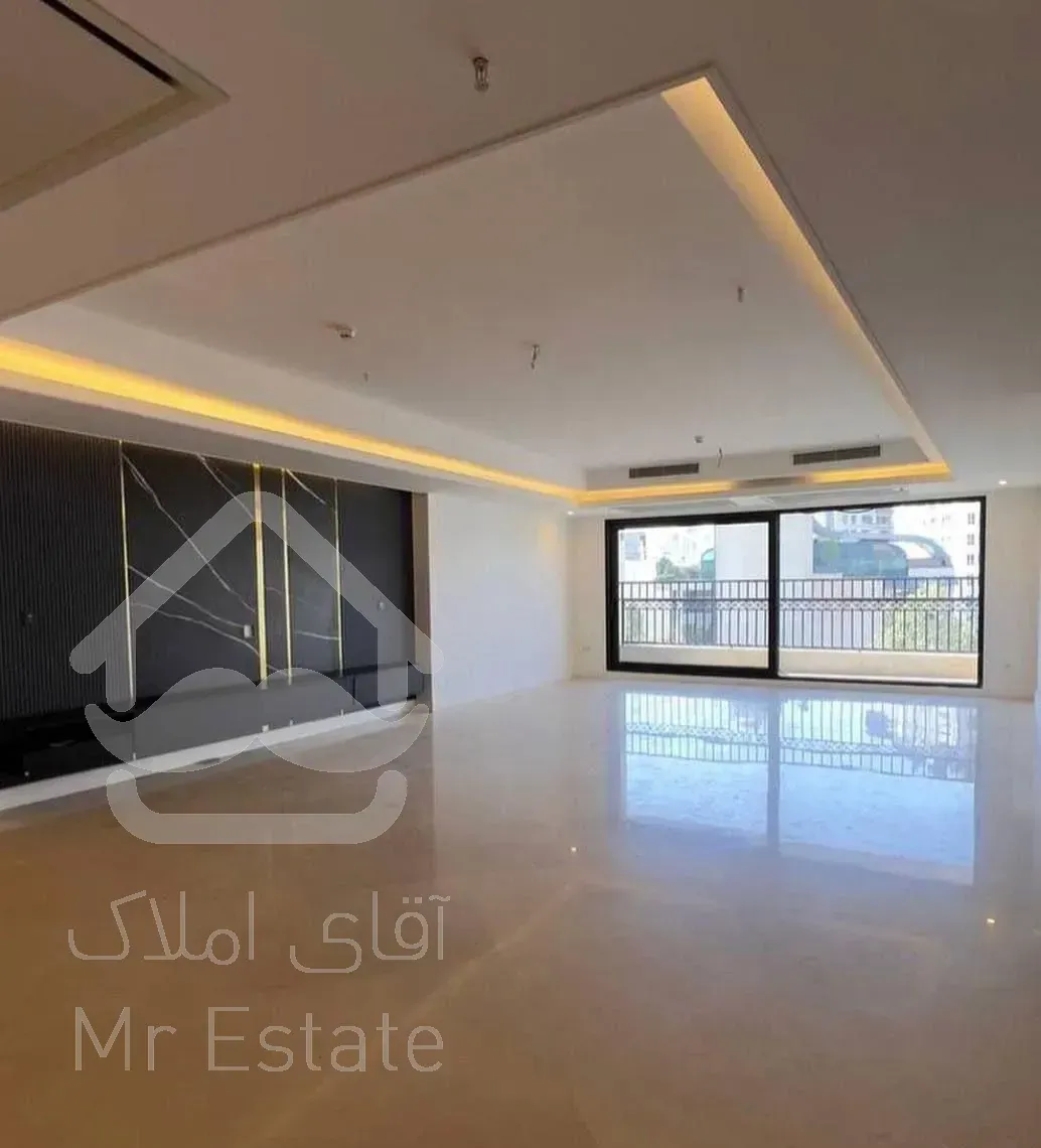 ۱۲۰ متر ۳خواب ویو ابدی تاپ لوکیشن منطقه