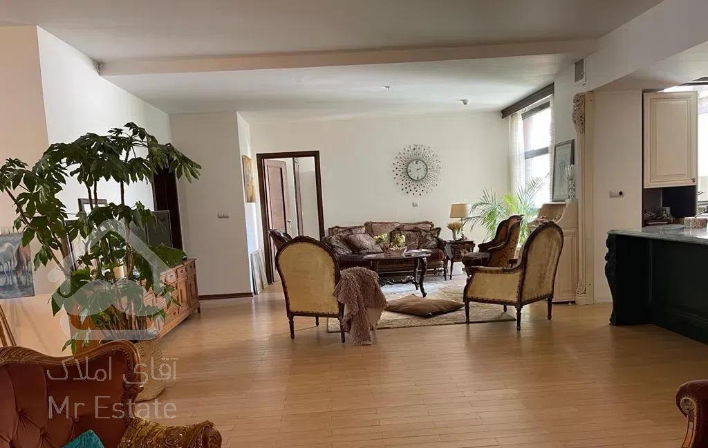 ۱۹۷ متر برج باغ گُل فرمانیه