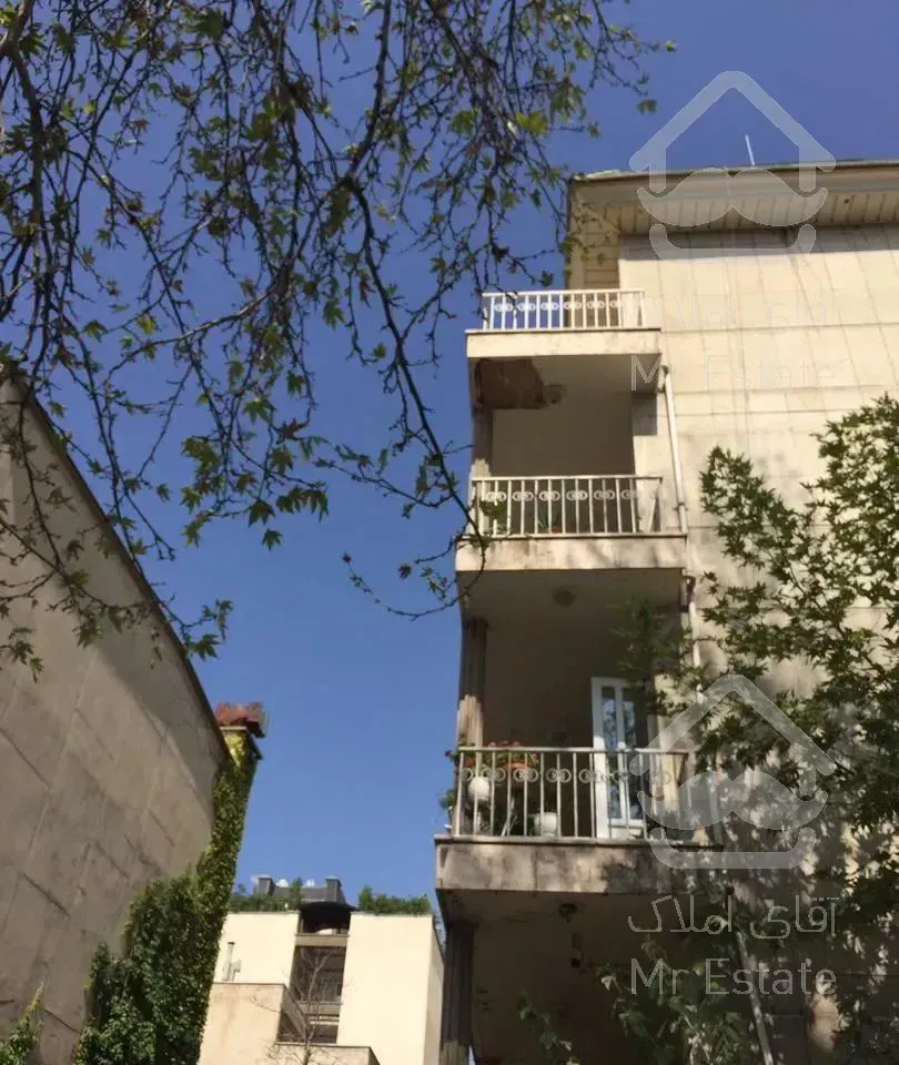 ۳۰۰متر جمشیدیه نیاوران