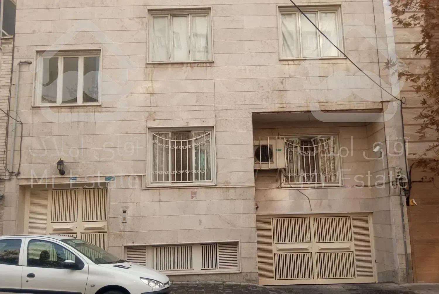 ملاصدراشیراز۱۴۷ مترتکواحدی با۱۰۰ مترحیاط مستقل