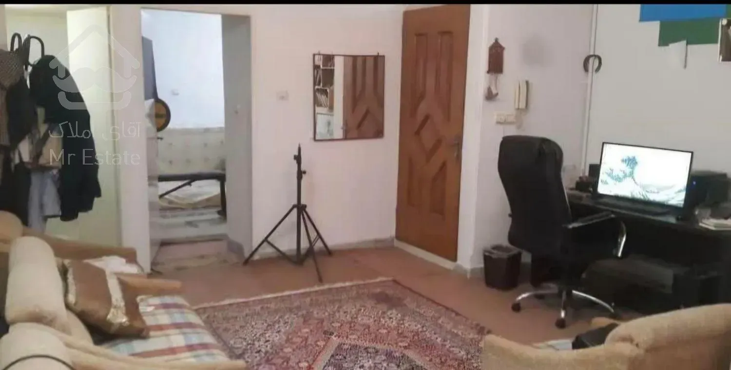 زاهدگیلانی شمالی/۴۶متر/انباری/ بالکن