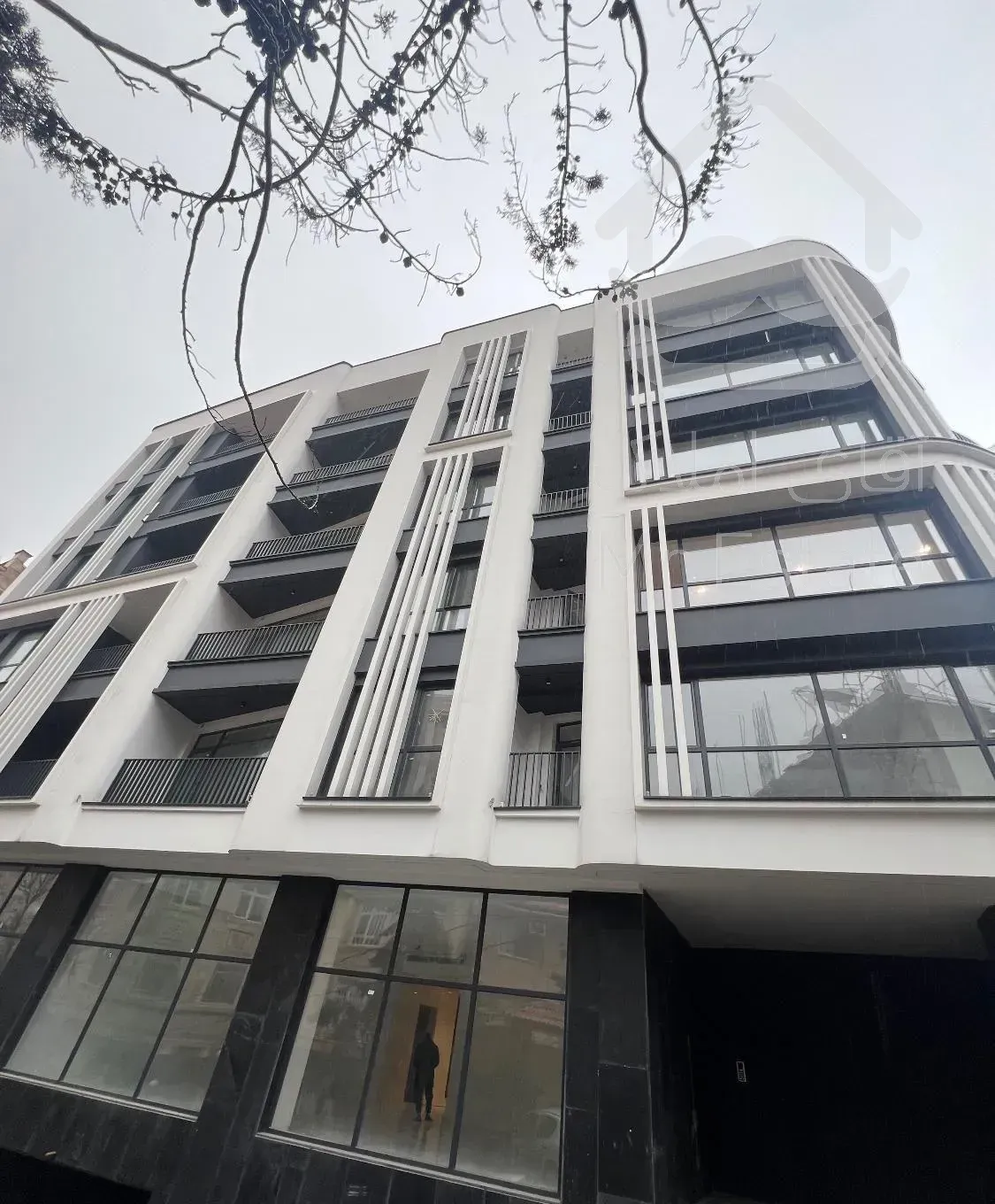 ۱۸۵ متر / اقدسیه / نوساز / تک واحدی / مدرن